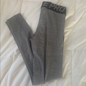 Marled gray Nike Pro leggings